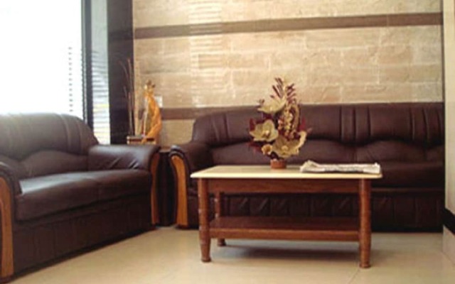 Hotel Pushpak International