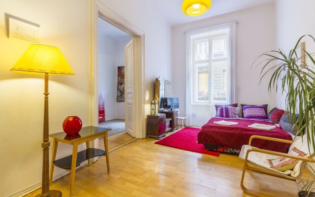 Fanesca Apartment