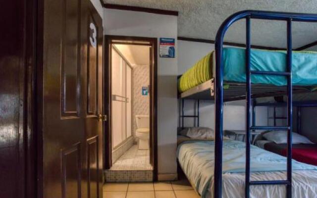 Ensenada Backpacker Hostel