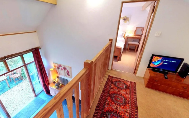 Buckland Brewer COB Barn 2 Bedrooms