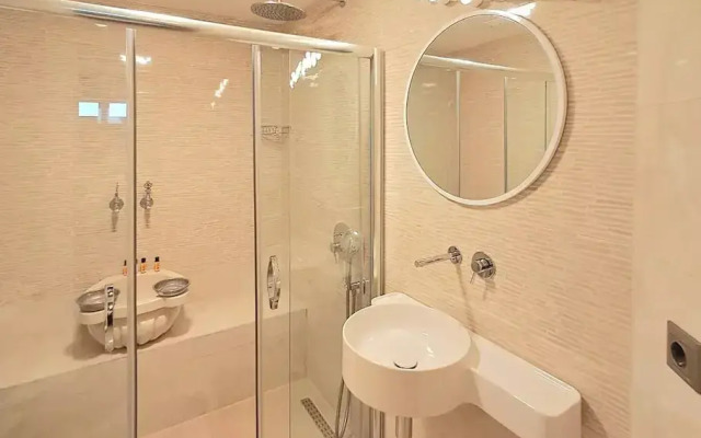 Corallia Ada Hotel
