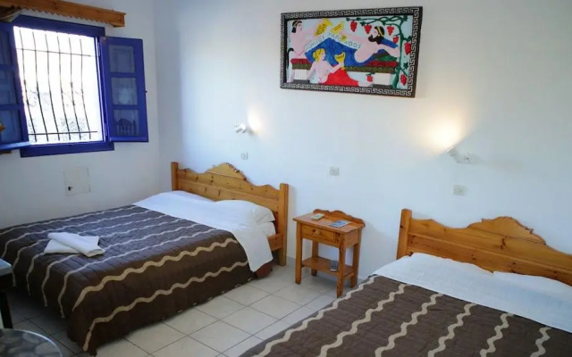 Studios Apartments Kapetanios