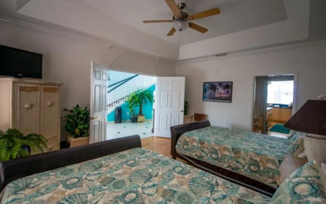 Luxury Beachfront Oasis With Private Pool - Btr 53777