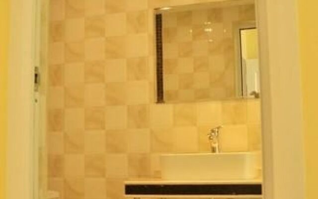 Zhangjiajie 99 Roadhouses