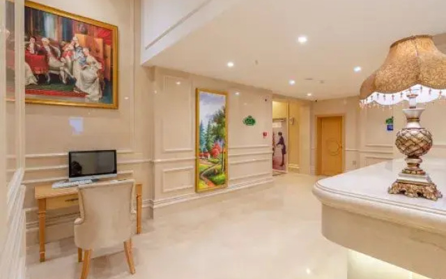 Vienna Hotel Changsha High Speed Rail West Station Jinqiao International Branch