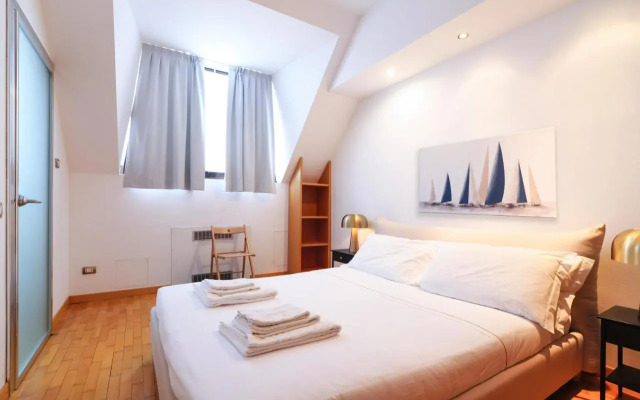 Duomo Luxury Apartment VIII