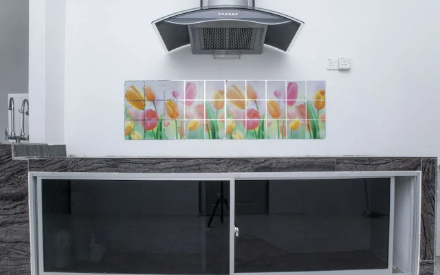 SPOT ON 90341 Jackie Home