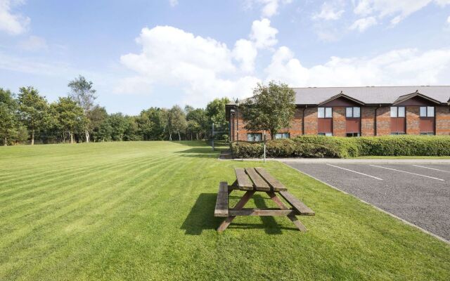 Super 8 by Wyndham Durham