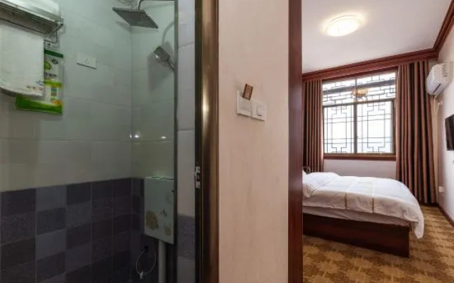 Adou Yingshang Hotel (Xijiang Qianhu Miaozhai)