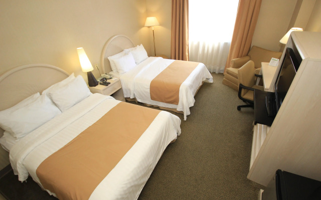 Holiday Inn Convention Center by IHG