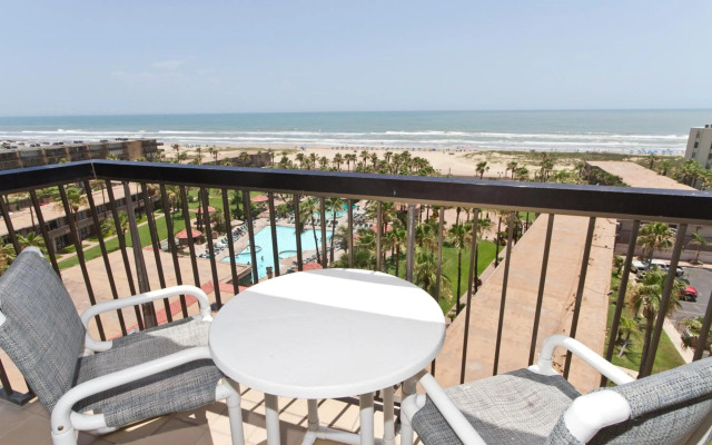 Isla Grand Beach Resort
