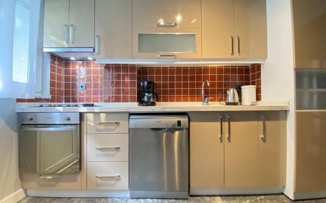 Missafir Spacious Flat Near Caddebostan Coast