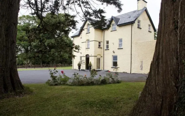 Carrygerry Country House