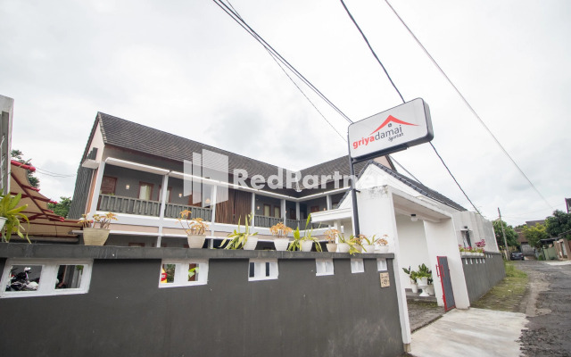 OYO 1369 Griya Damai Syariah