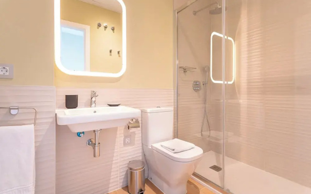 Marvelous Penthouse With 3 Terraces in Triana. Castilla III