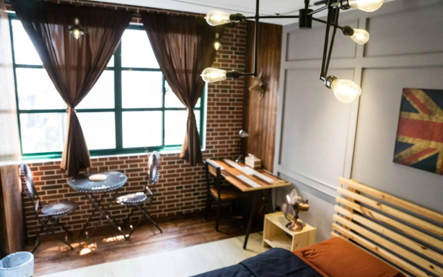 Baker Street Design Inn
