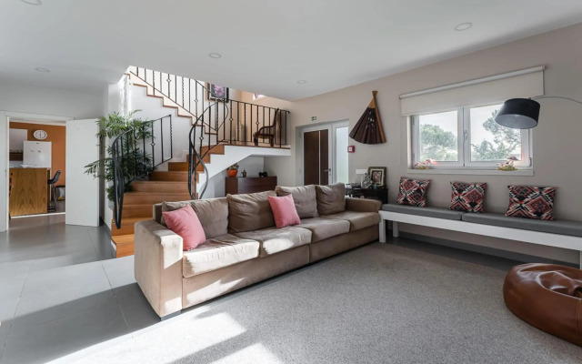 GuestReady - Beachfront Villa In Esposende