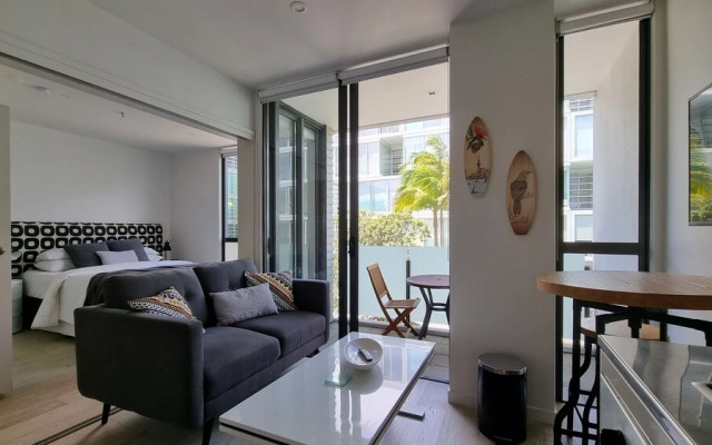 Marina View Apartment in Viaduct - Pool