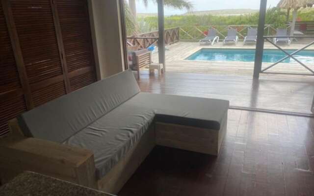 Cozy Holiday Villa at the Damasco Resort Near Jan Thiel on Curacao