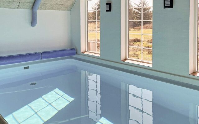 12 Person Holiday Home in Ringkobing-by Traum