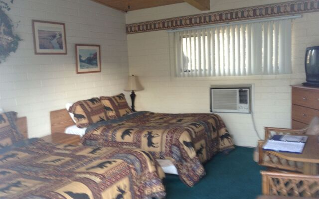 Sierra Lodge
