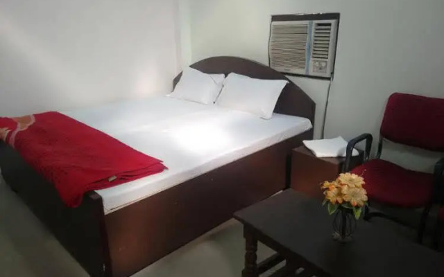 Mangalam Palace By OYO Rooms