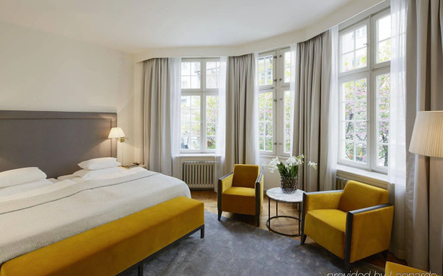 Hotel Diplomat