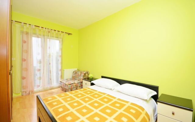 Apartment Rade