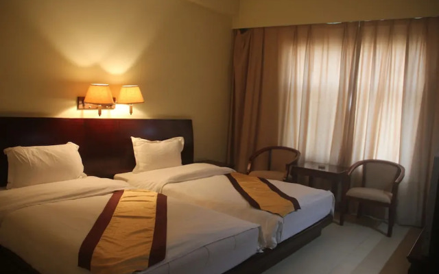 Royal Hotel Luang Namtha ' Huang Ching'