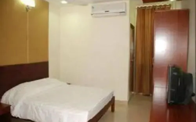 Hotel Cyber Nest