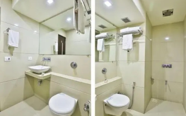 Hotel Aum Regency