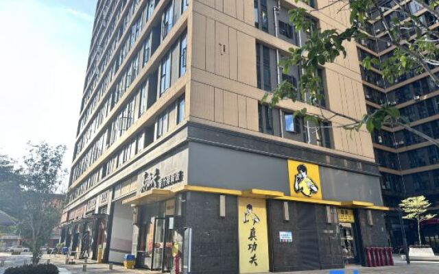 Dali Light Luxury Apartment (Tianbao Subway Station)