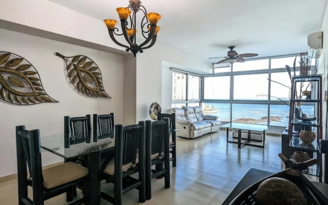 YC 1006 l Apartamento 2BR en av balboa
