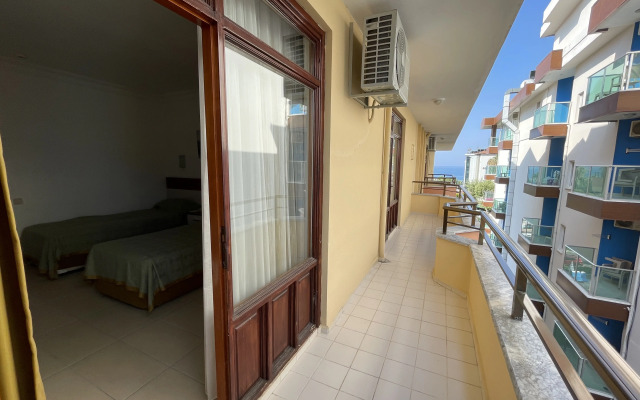 Kleopatra Miray Hotel
