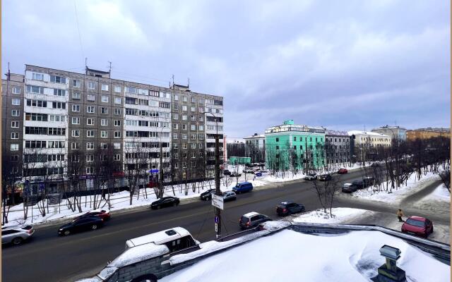 Апартаменты на улице Полярные Зори 19