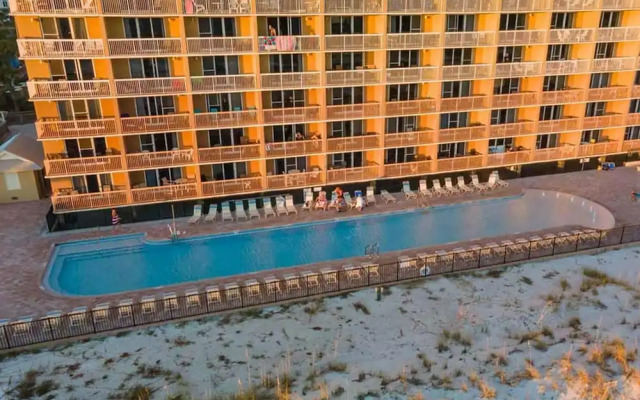 Pelican Beach 1911 1 Bedroom Condo