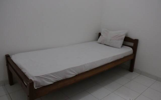OYO Life 93786 Kost Alamku Syariah