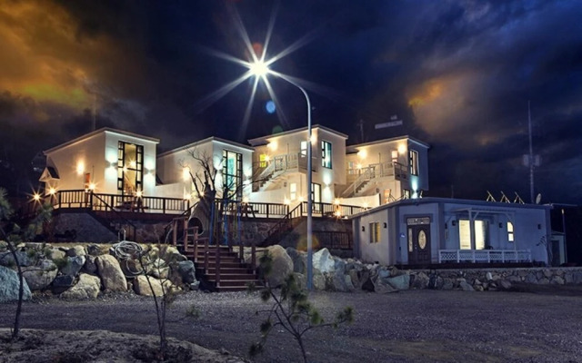 Namhae Bada Grida Pension