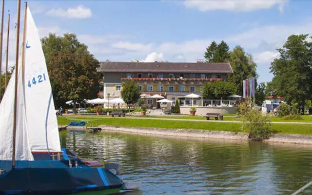 Hotel Schlossblick Chiemsee