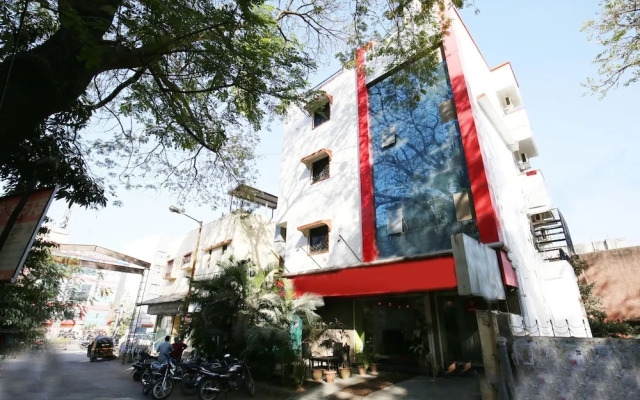 Mrunal Palace Hotel