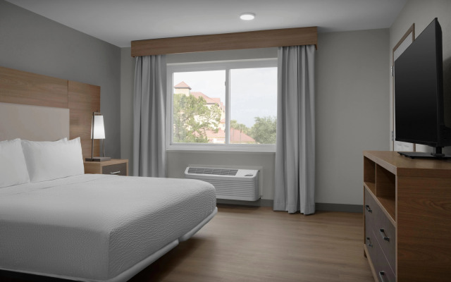 Candlewood Suites Jacksonville Southpoint by IHG