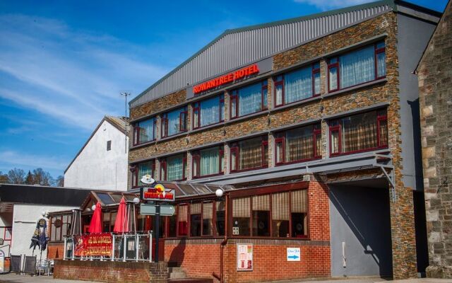 Rowantree Hotel