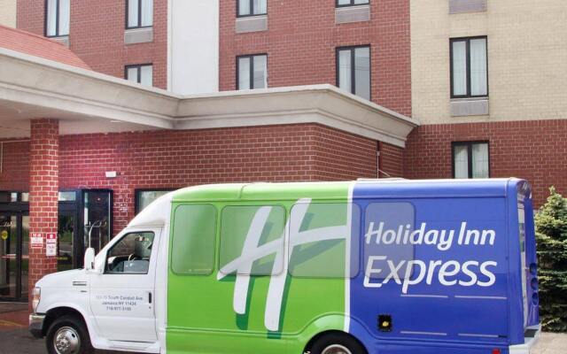 Holiday Inn Express Kennedy Airport