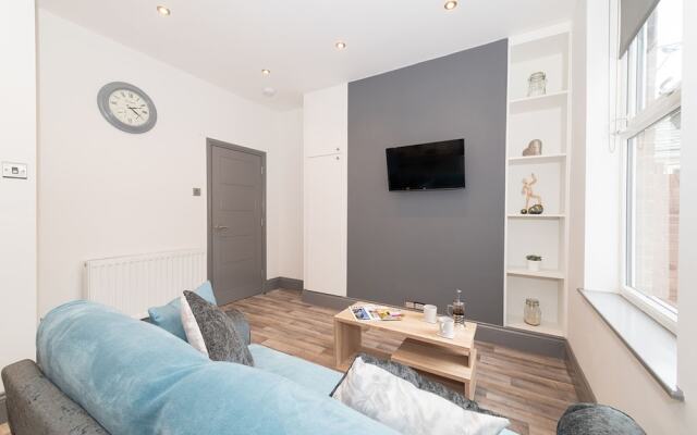 Modern Refurbished Home In Exeter
