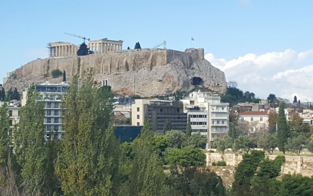 Ardittou 16 in Athens