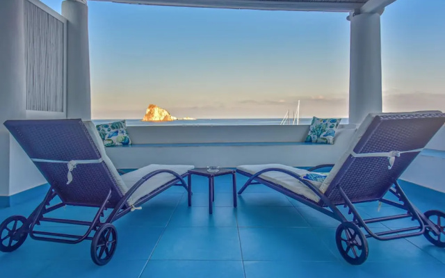 Hotel Eunymos - Trattoria Da Francesco Panarea
