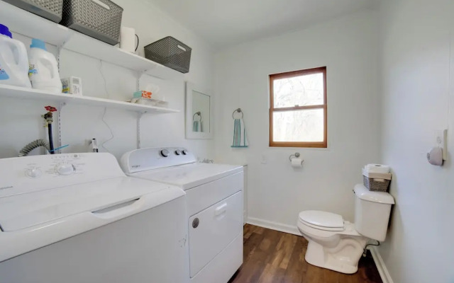 Charming Riverfront Retreat in Monticello!