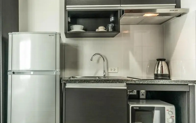 Winner Sriracha Service Apartment