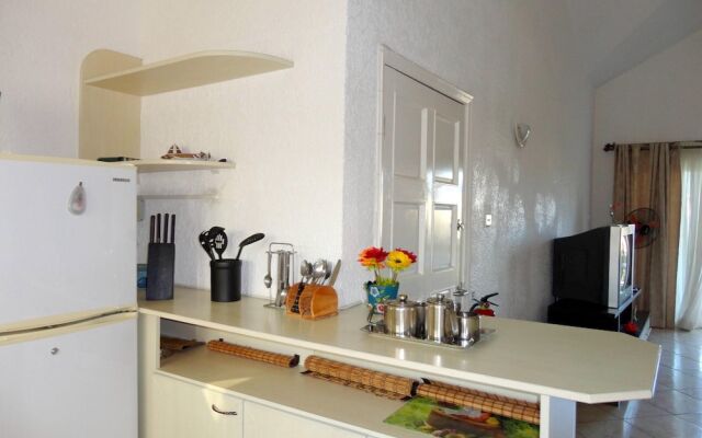 Apartment With 3 Bedrooms in Flic en Flac, With Wonderful sea View, Po