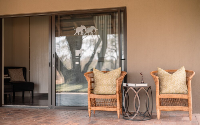 Senalala Safari Lodge